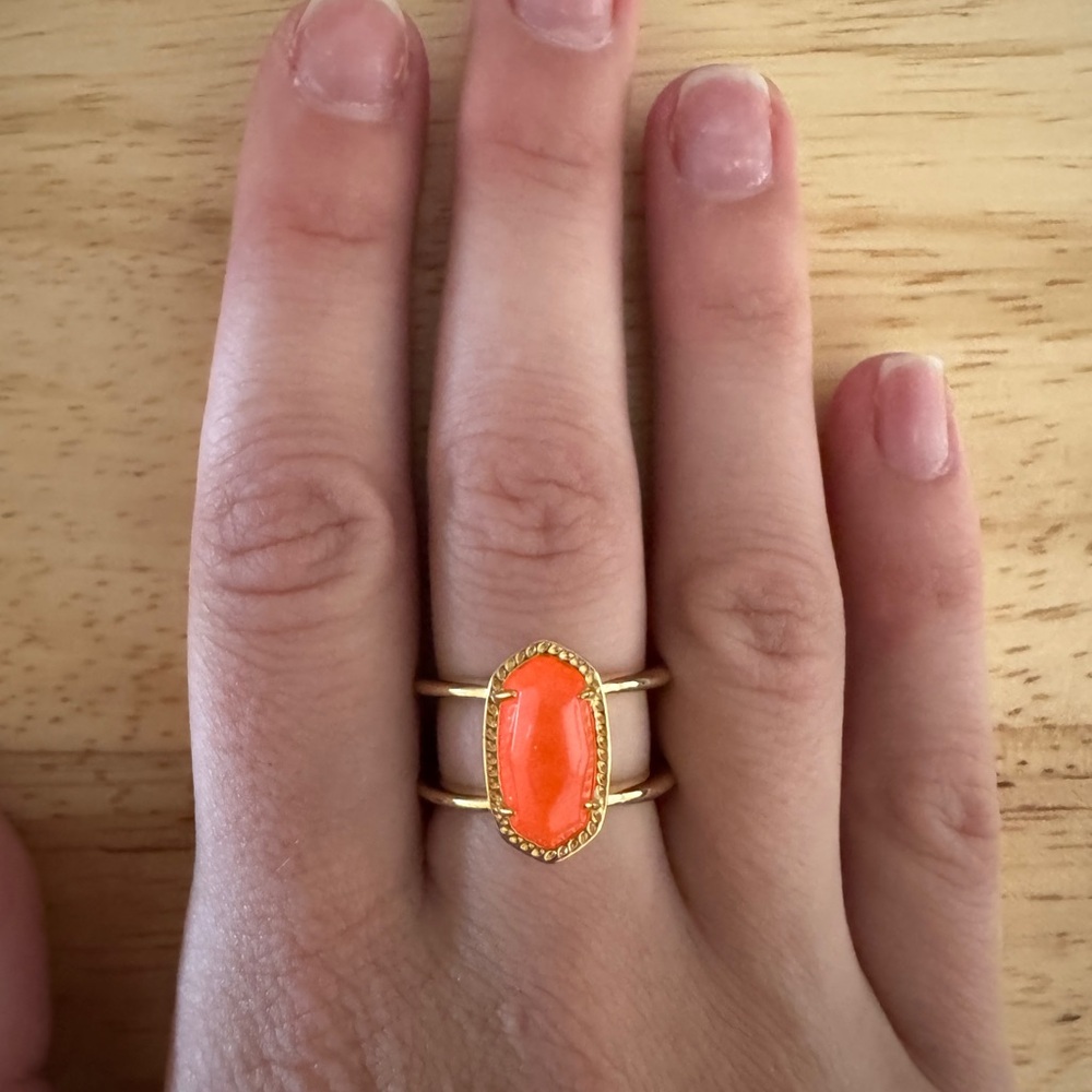 Kendra Scott Gold Elyse Ring with Coral Mother of Pearl Stone